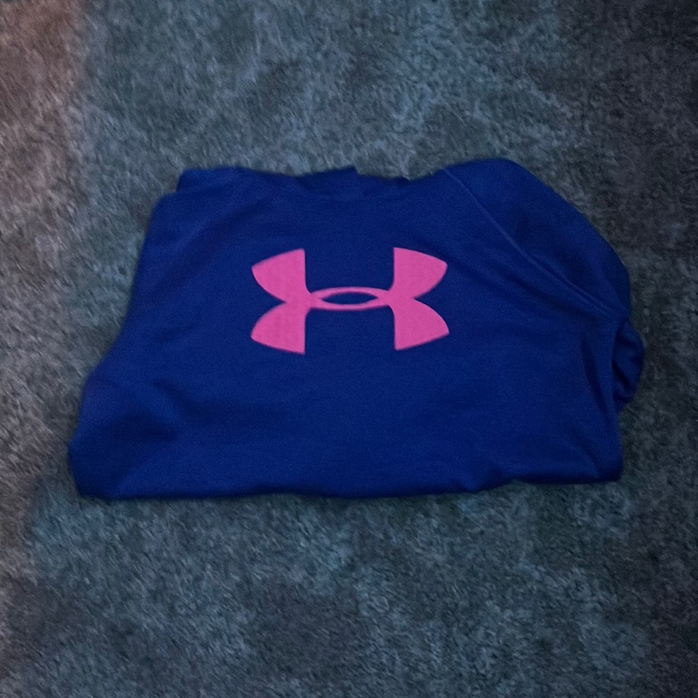 Youth girls Under Armour sweatshirt
